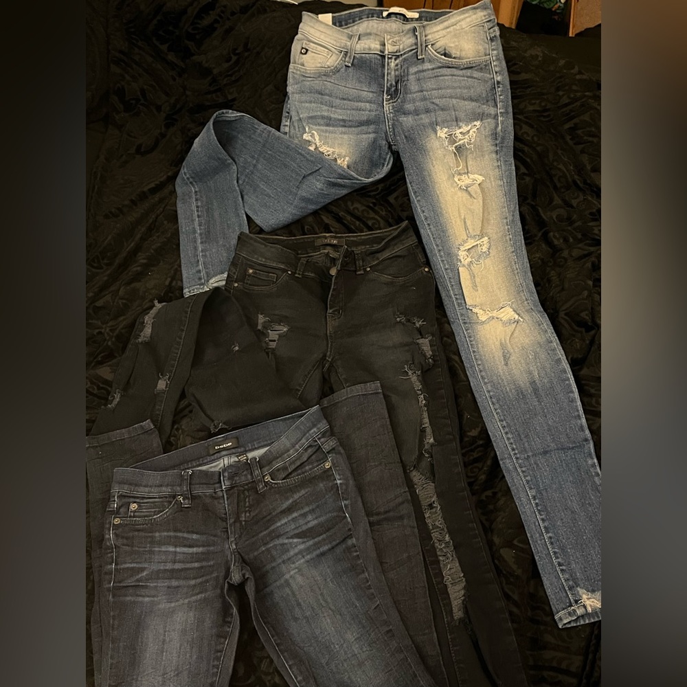 Ripped jeans
